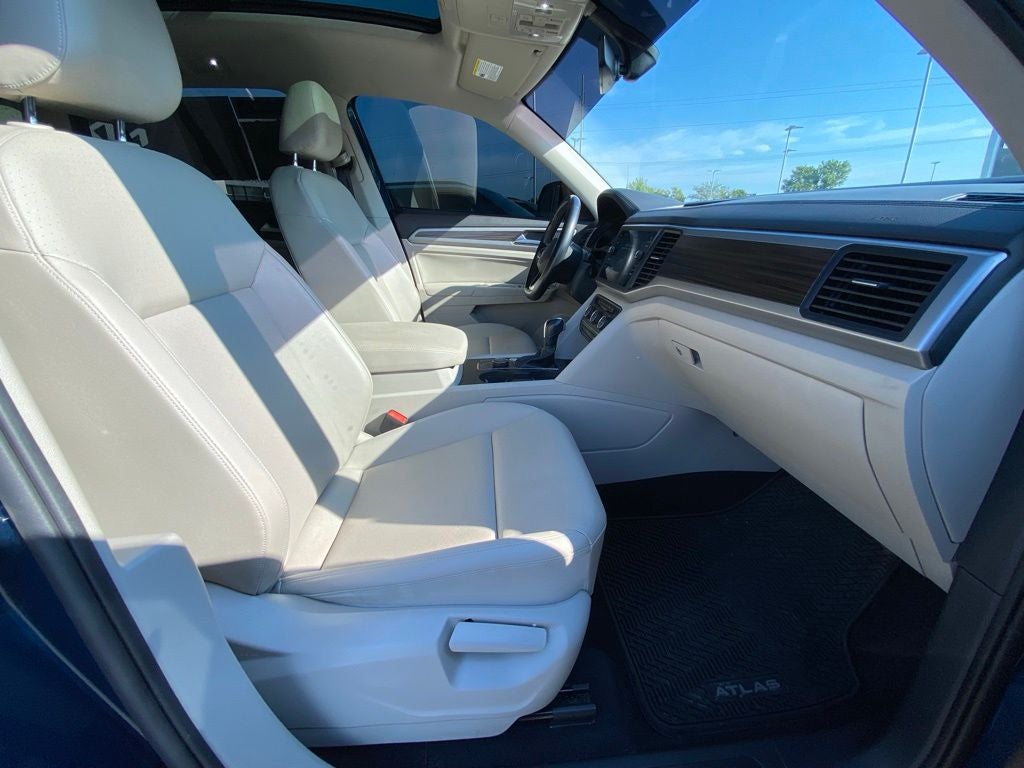 2021 Volkswagen Atlas 3.6L V6 SE w/Technology