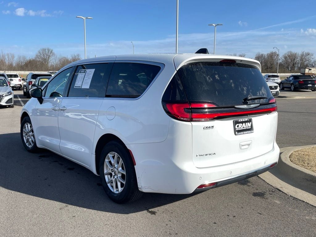 2023 Chrysler Pacifica Touring L HEATED SEATS / ONE OWNER
