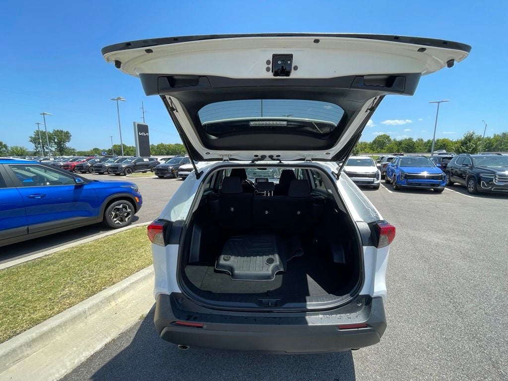 2023 Toyota RAV4 LE CLEAN CARFAX