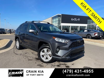 2020 Toyota RAV4 XLE