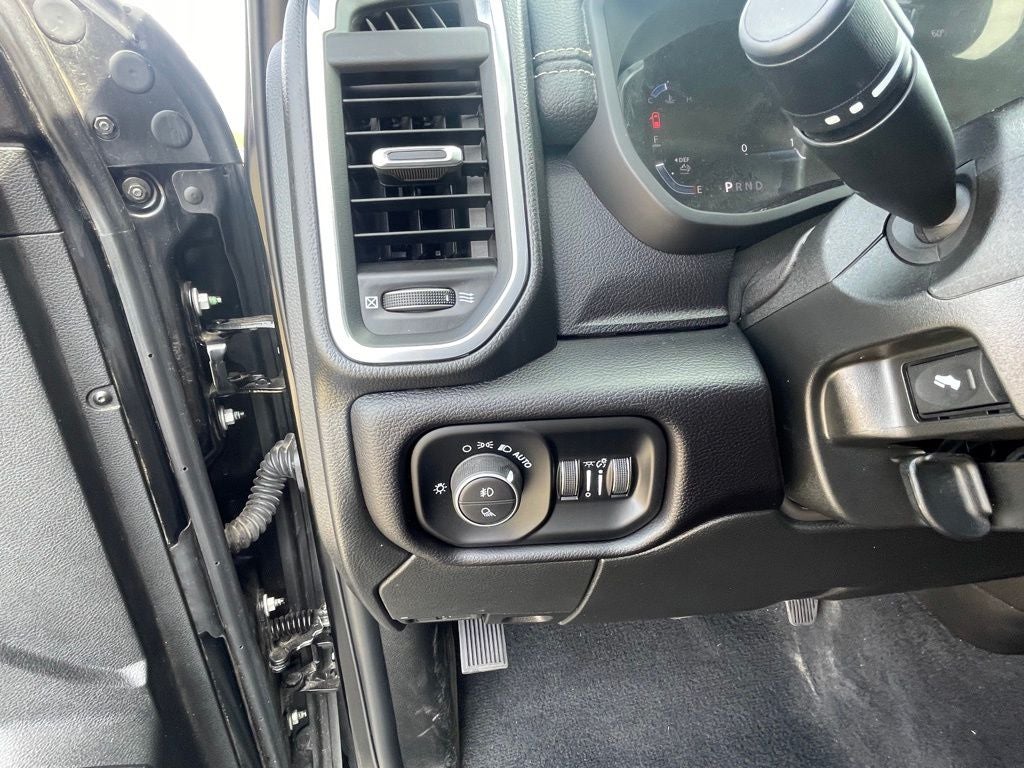 2024 RAM 2500 Laramie 4X4 / ONE OWNER / HEATED SEATS