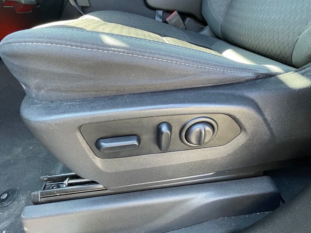 2019 Chevrolet Silverado 1500 LT 4X4 / HEATED SEATS / CLEAN CARFAX