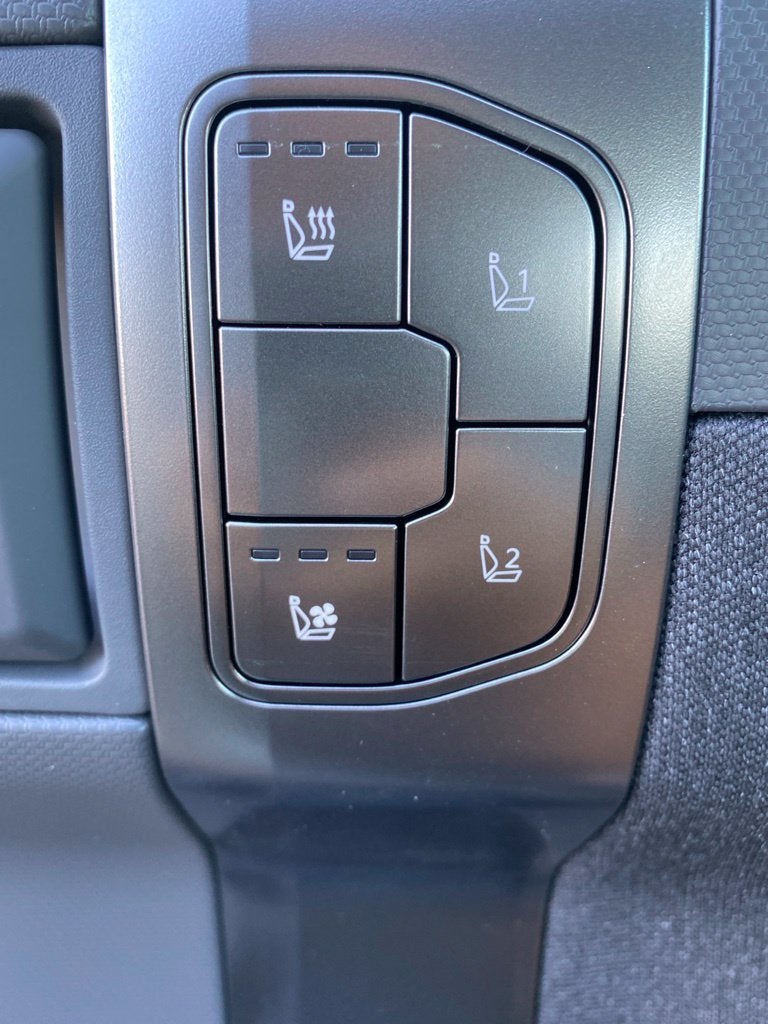 2027 Kia EV3 Base