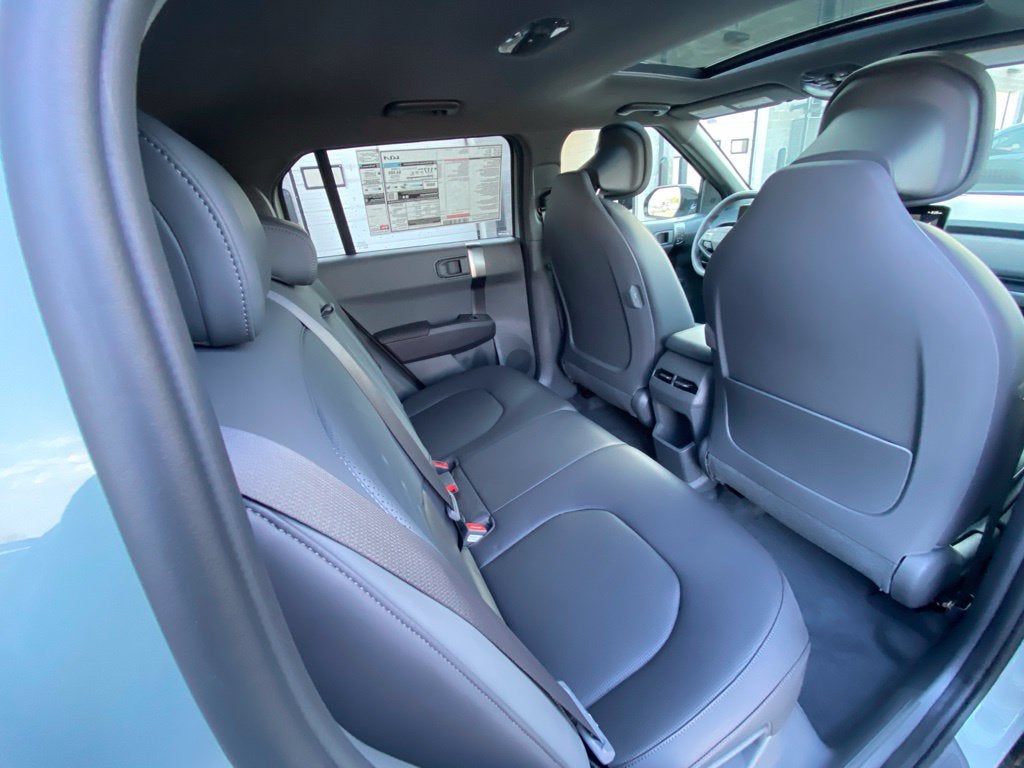 2027 Kia EV3 Base