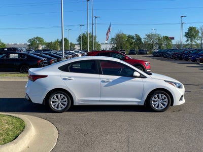 2019 Hyundai Accent SE