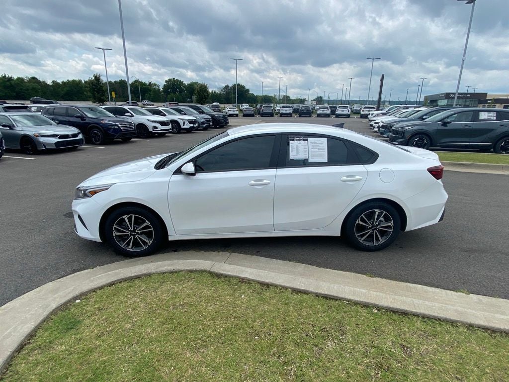 2024 Kia Forte LXS GREAT MPG