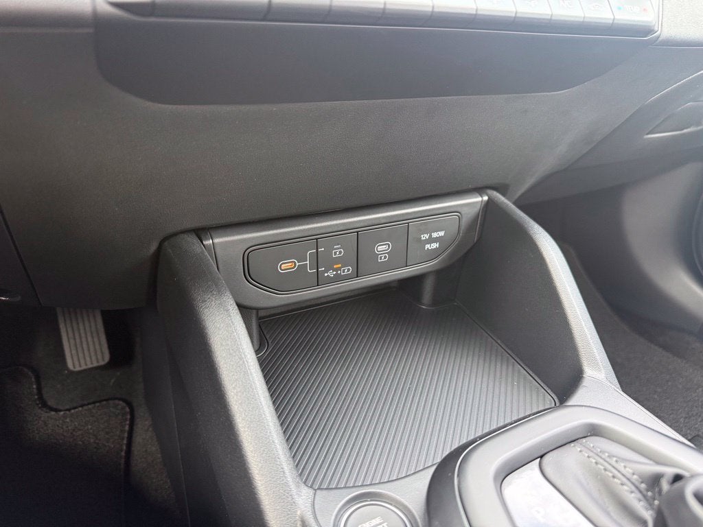 2027 Kia K4 LX