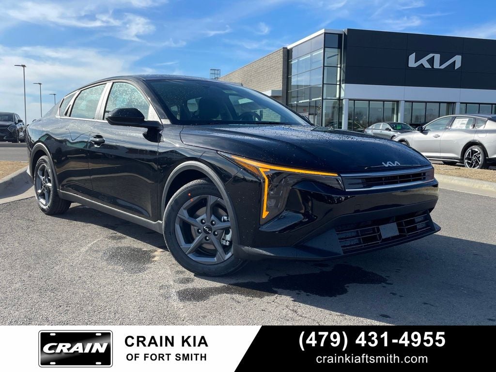 2026 Kia K4 LXS