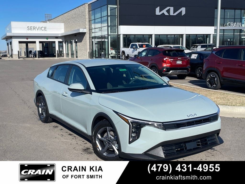 2026 Kia K4 LXS