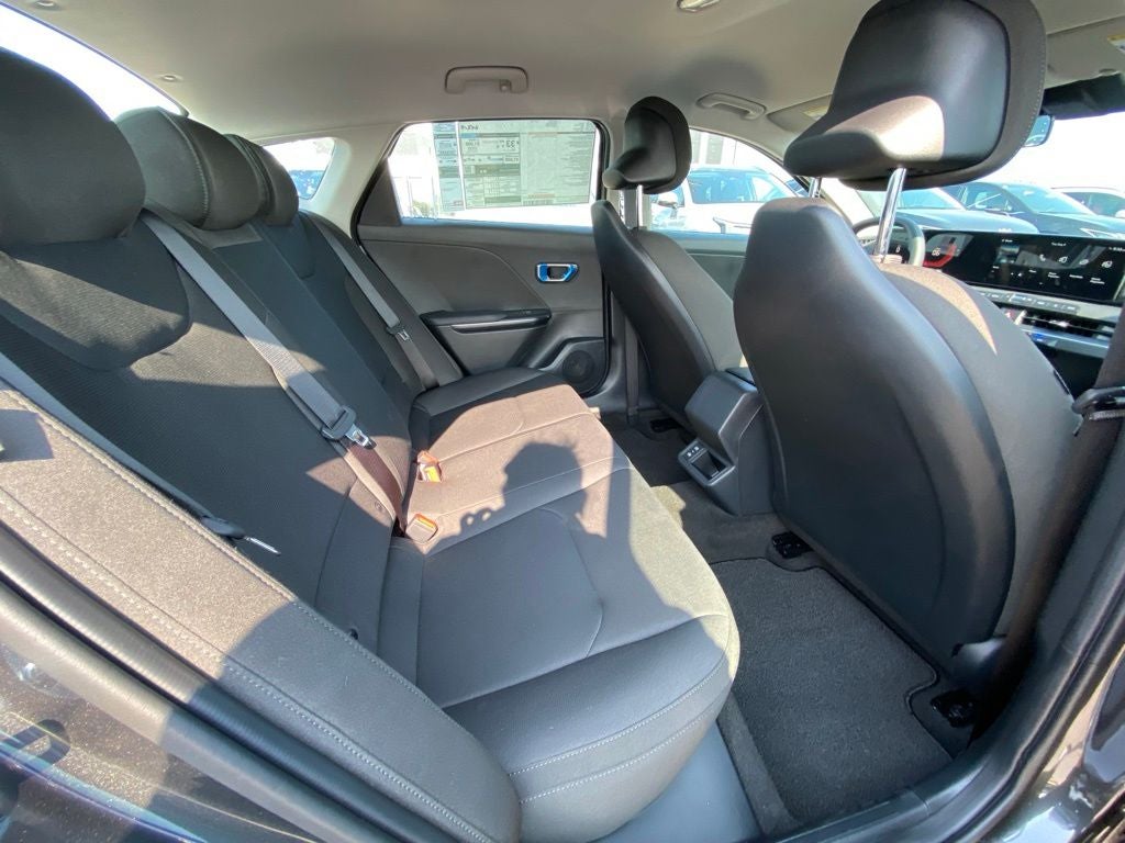 2026 Kia K4 LX