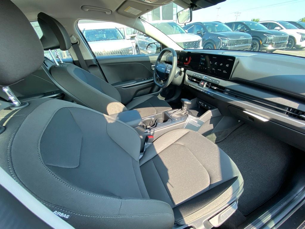 2026 Kia K4 LX