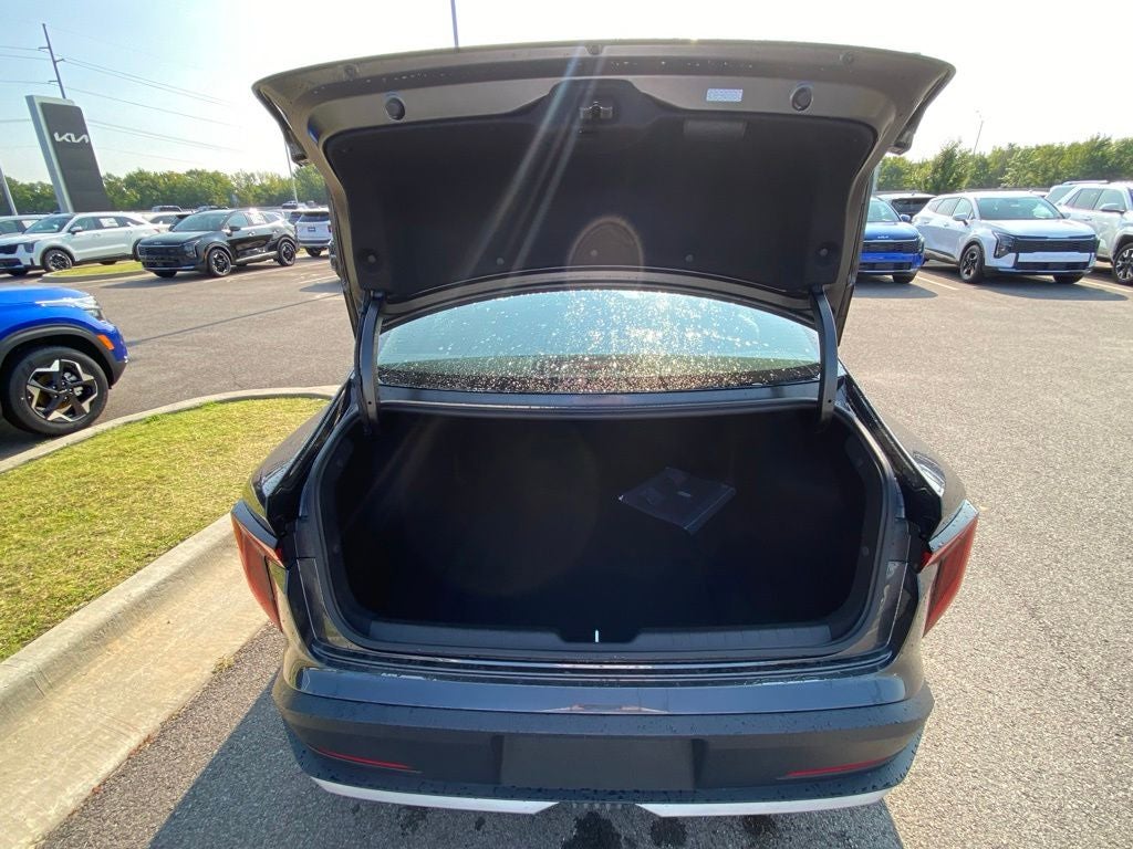 2026 Kia K4 LX