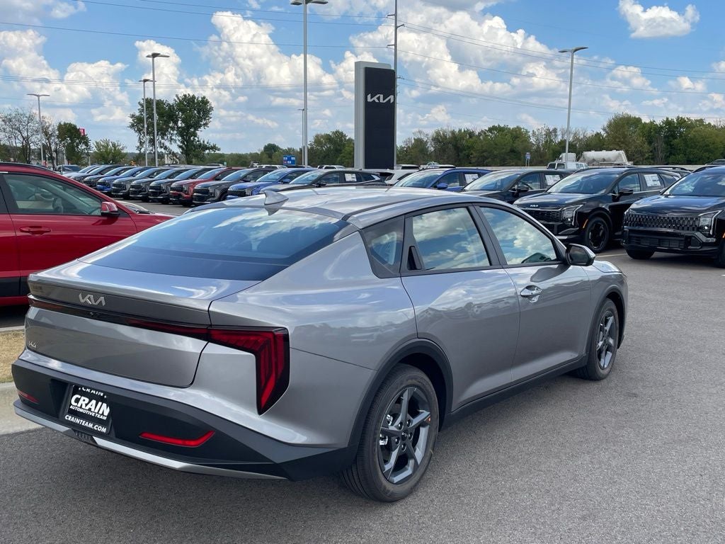 2026 Kia K4 LXS