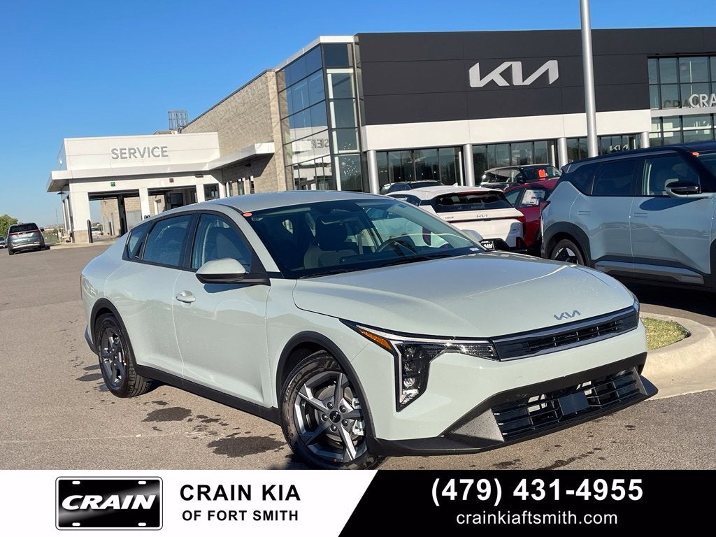 2026 Kia K4 LXS