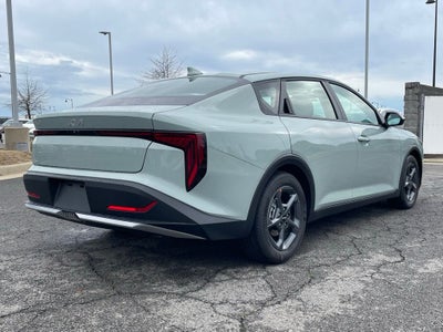 2026 Kia K4 LXS
