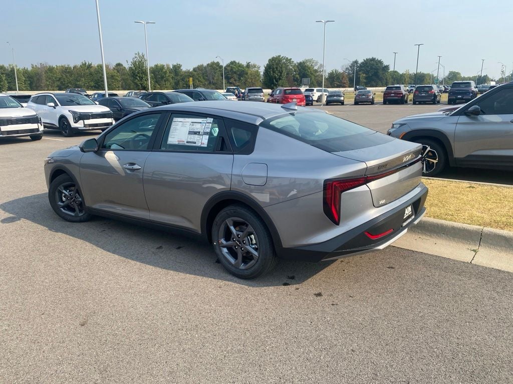 2026 Kia K4 LXS