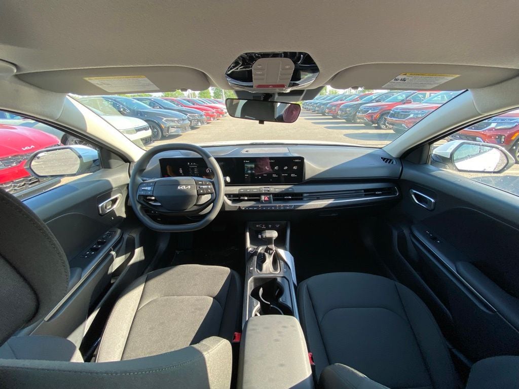 2026 Kia K4 LX