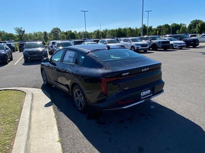 2026 Kia K4 LXS