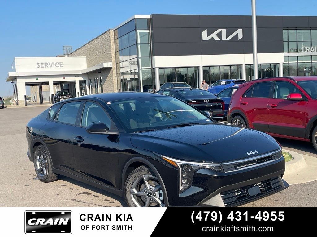 2026 Kia K4 LXS