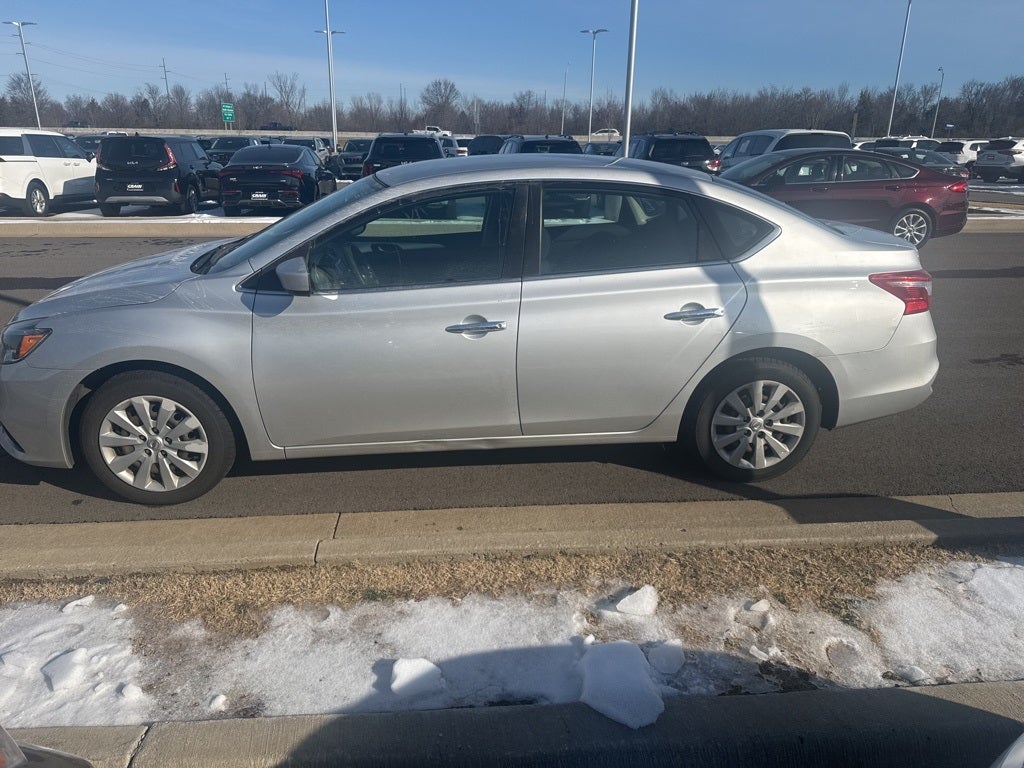 2019 Nissan Sentra S CLEAN CARFAX