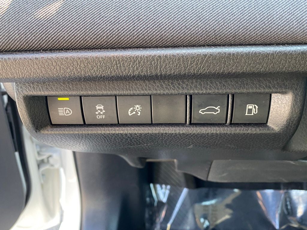 2025 Toyota Camry LE ONE OWNER