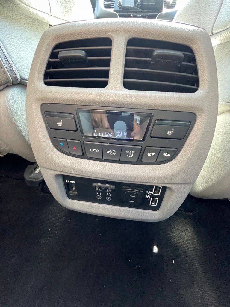 2021 Honda Pilot Touring 7 Passenger
