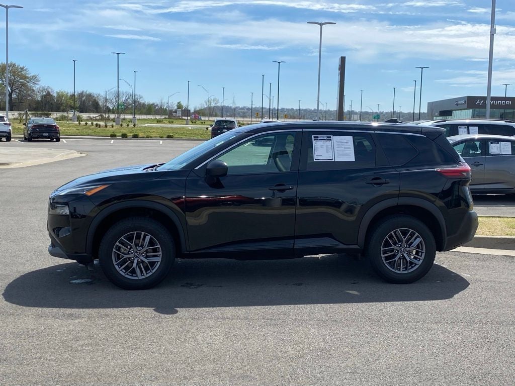 2023 Nissan Rogue S ONE OWNER / AWD