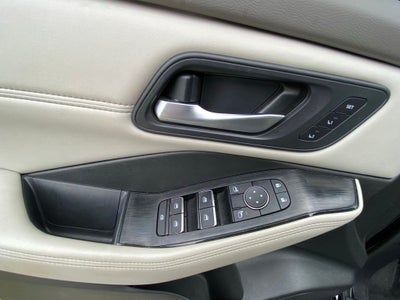 2023 Nissan Rogue SL HEATED SEATS / BOSE AUDIO / ONE OWNER