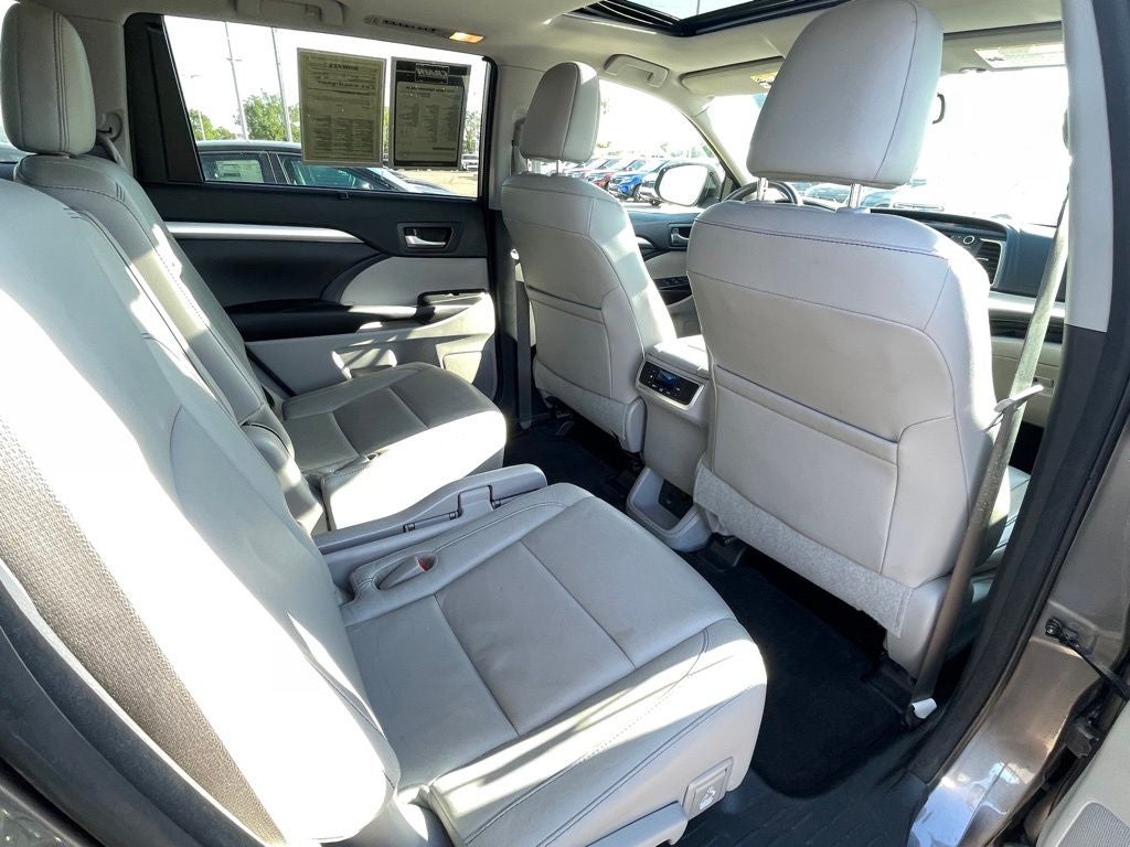 2016 Toyota Highlander XLE V6