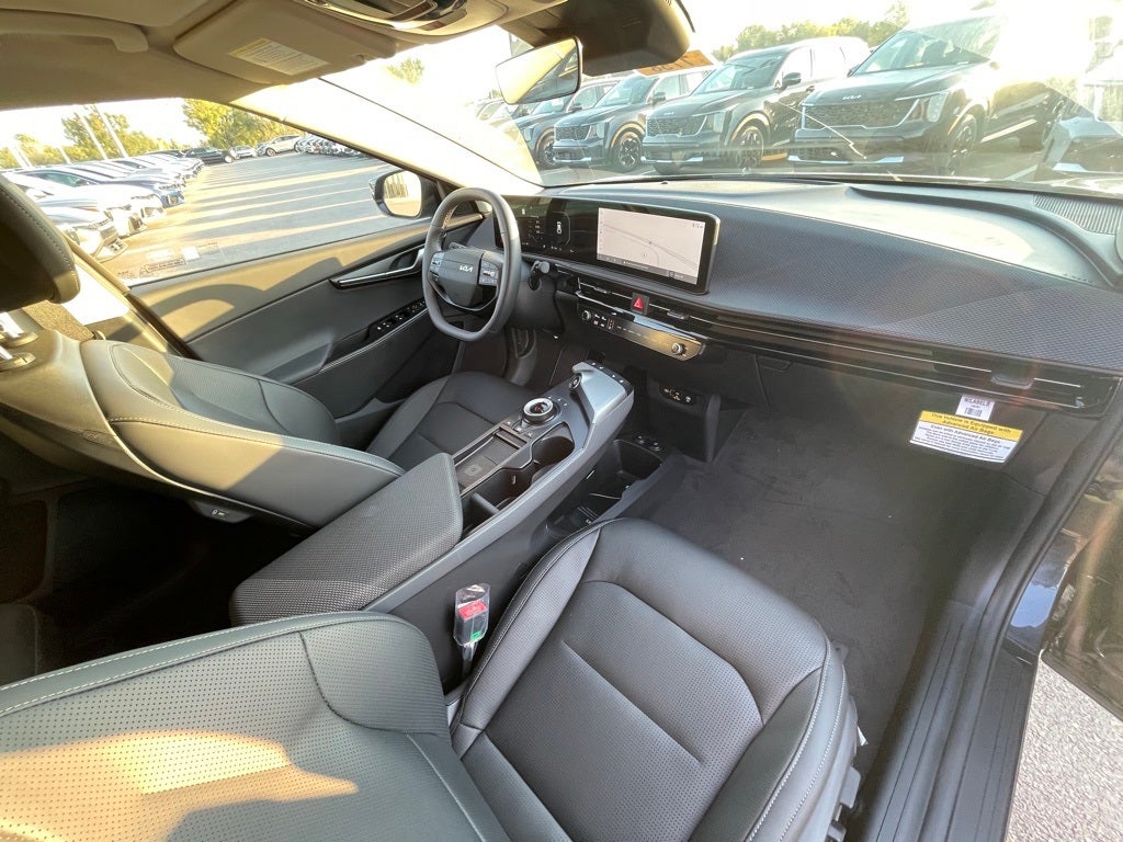 2025 Kia EV6 Wind