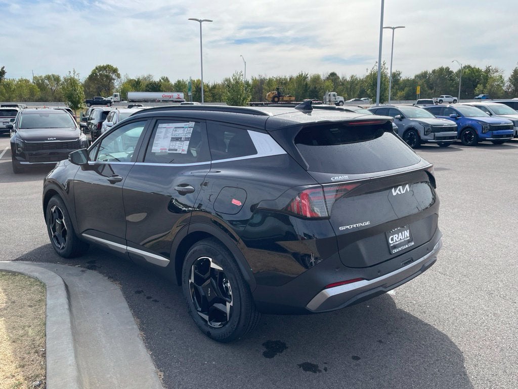 2027 Kia Sportage EX