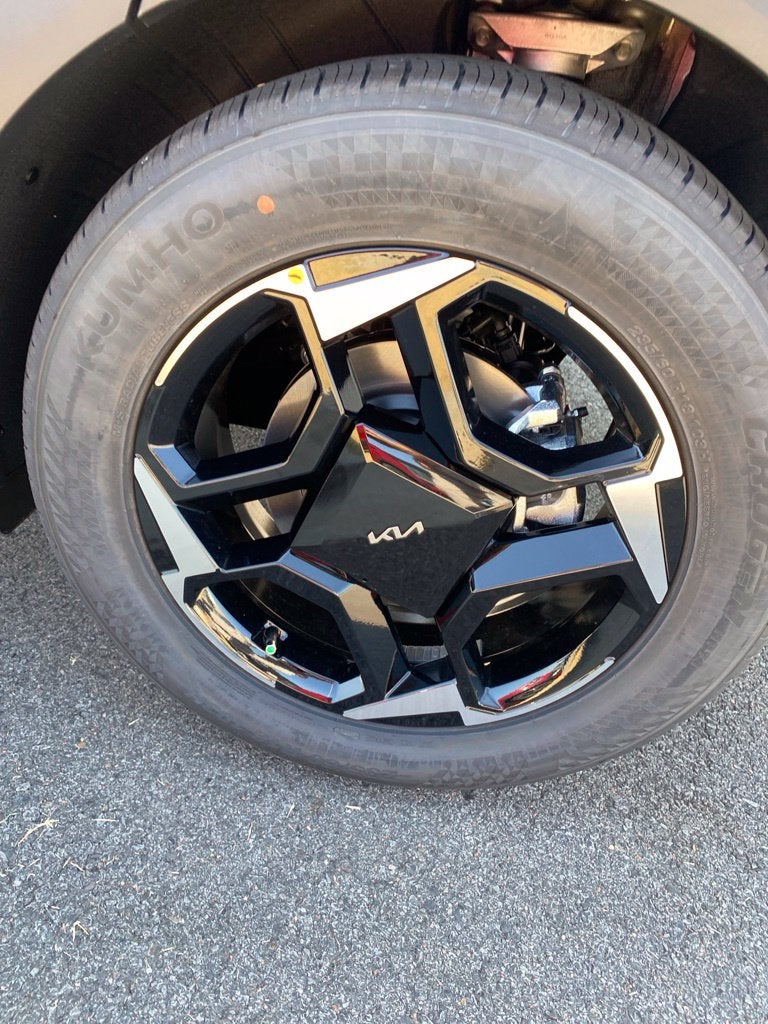 2027 Kia Sportage EX