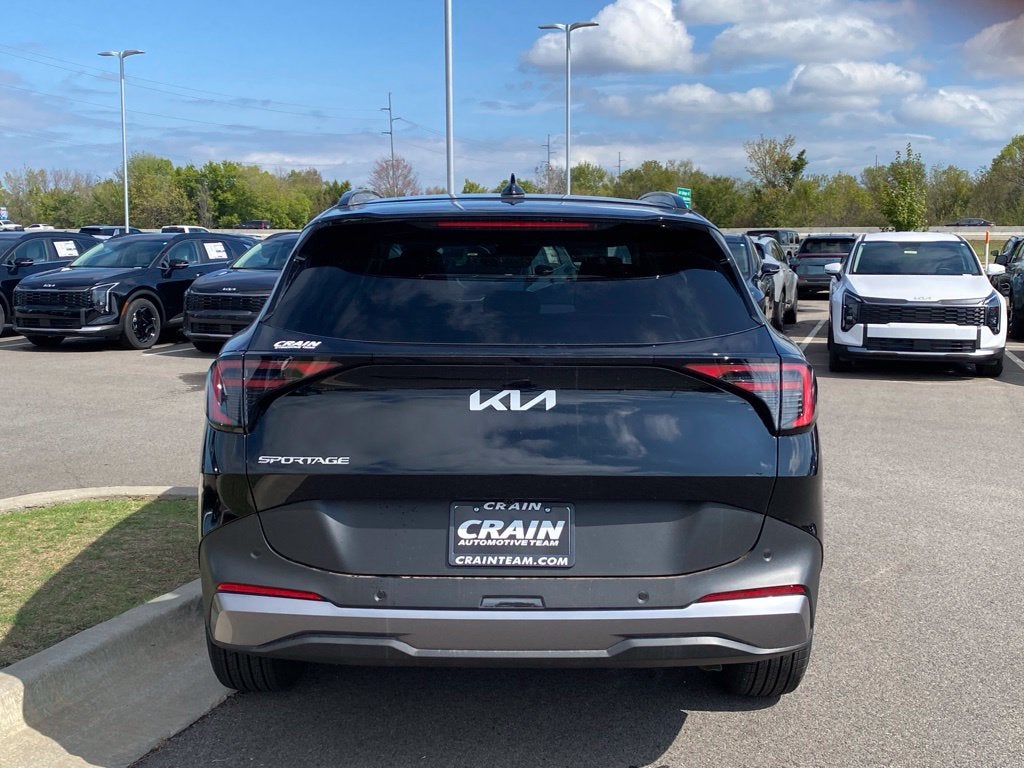 2027 Kia Sportage EX