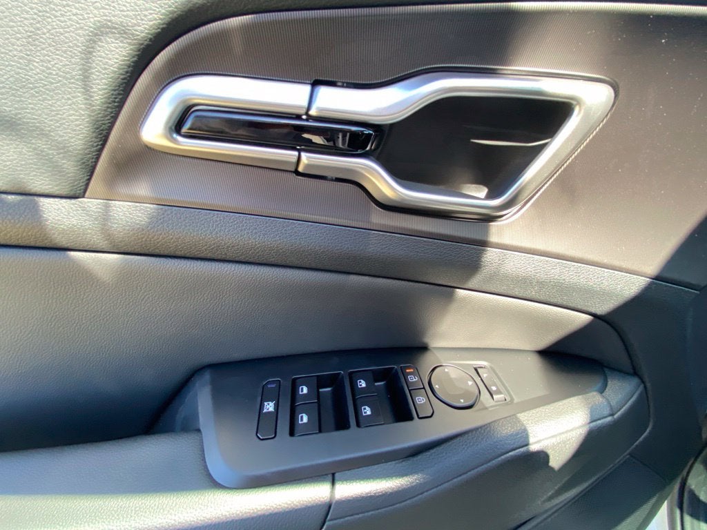 2027 Kia Sportage EX