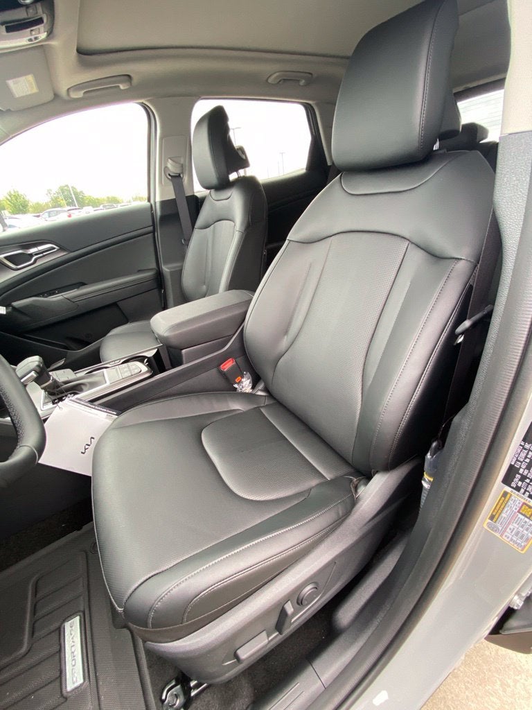 2027 Kia Sportage EX