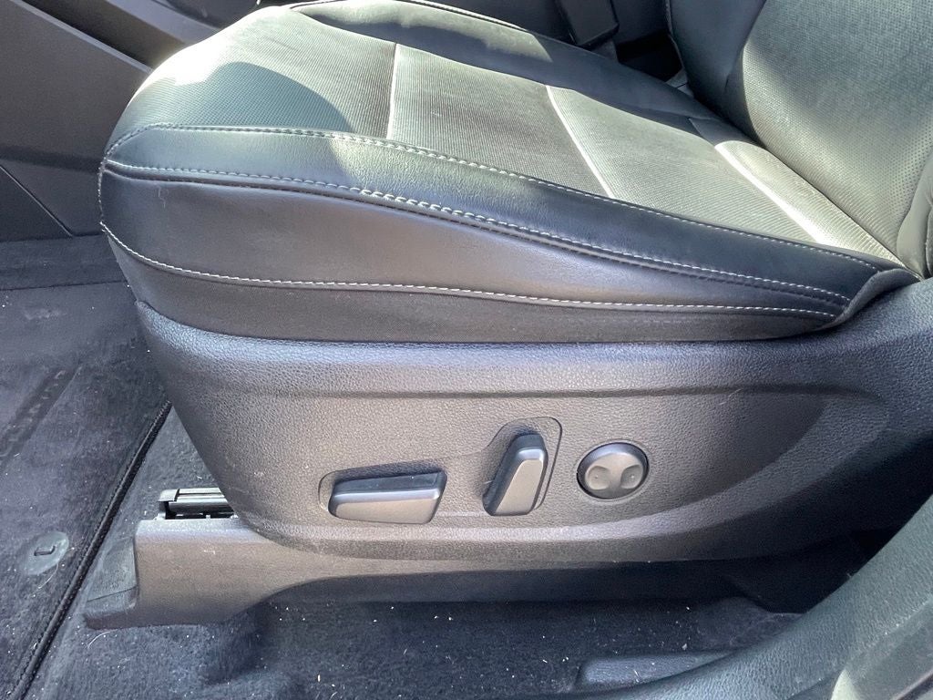 2024 Kia Telluride S HEATED SEATS / NAV / SUNROOF