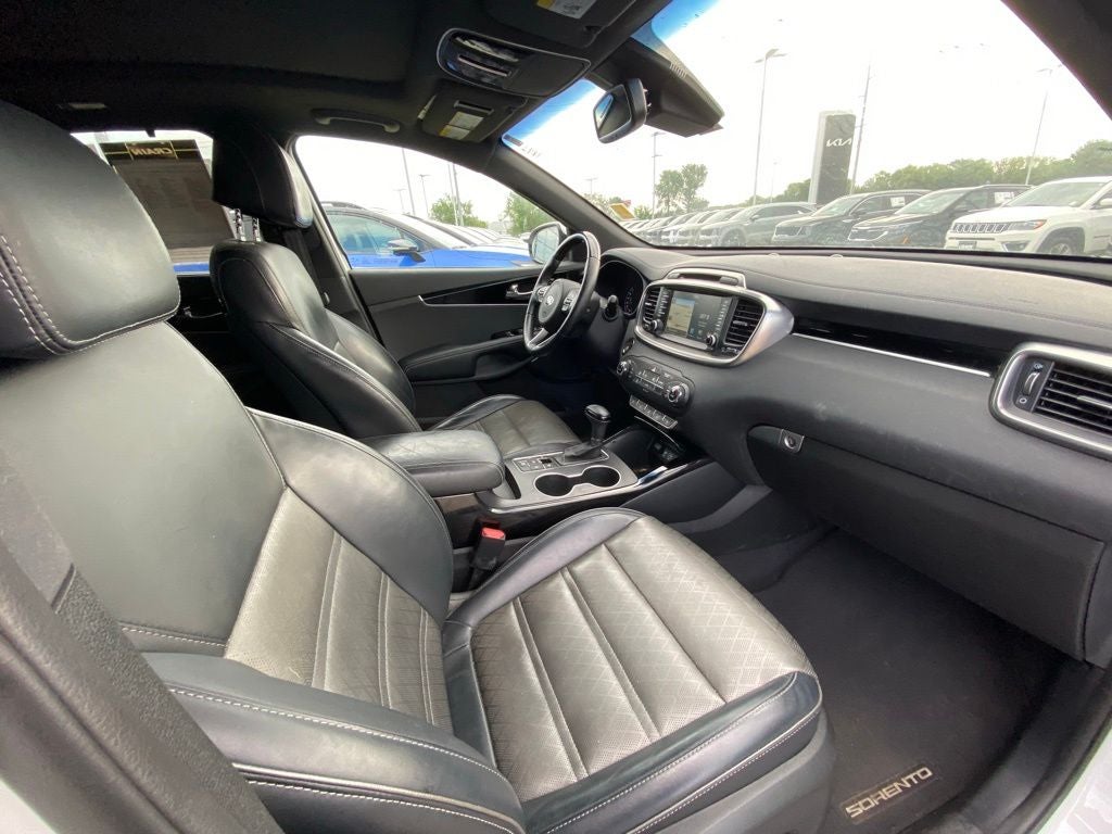 2017 Kia Sorento SX Limited