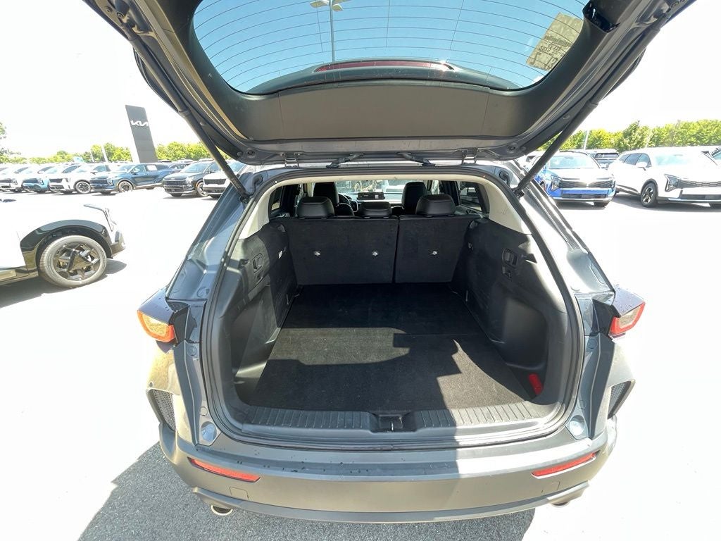 2025 Mazda Mazda CX-50 2.5 S Preferred Package HEATED SEATS / ONE OWNER / AWD