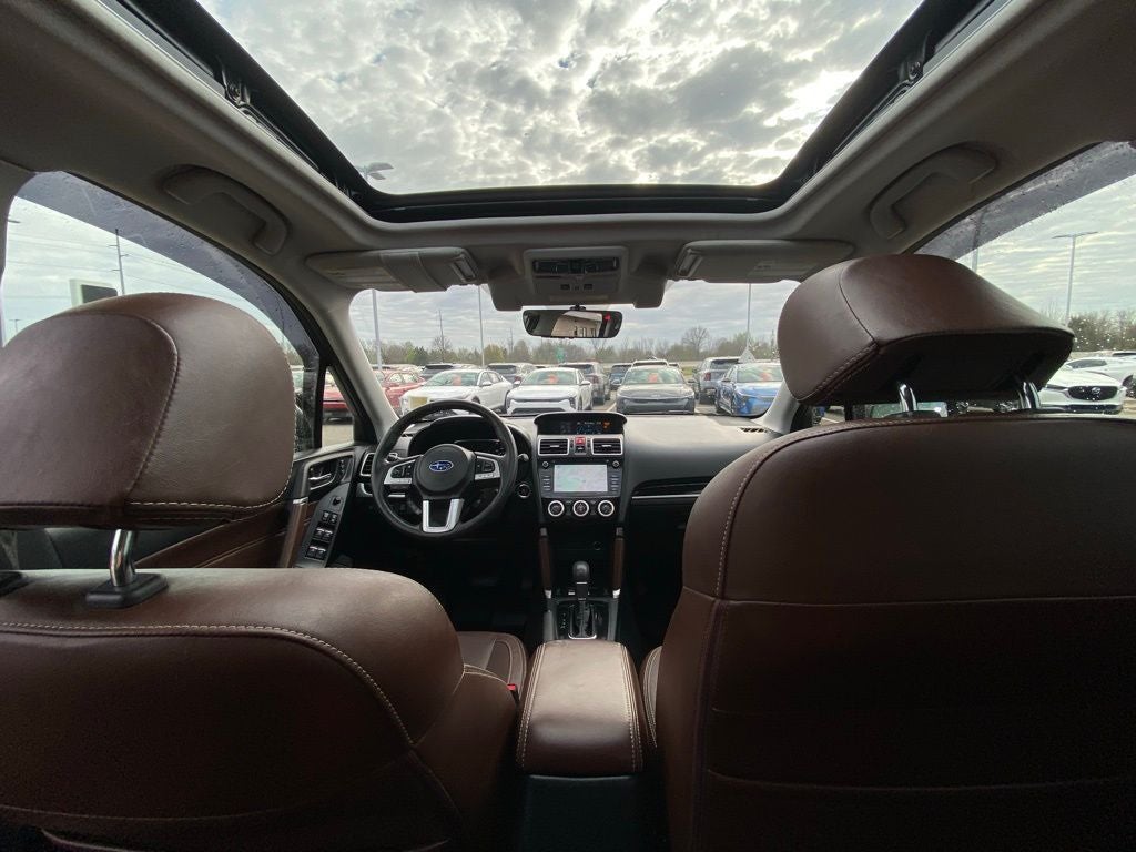 2018 Subaru Forester 2.5i Touring AWD / ONE OWNER / HEATED SEATS