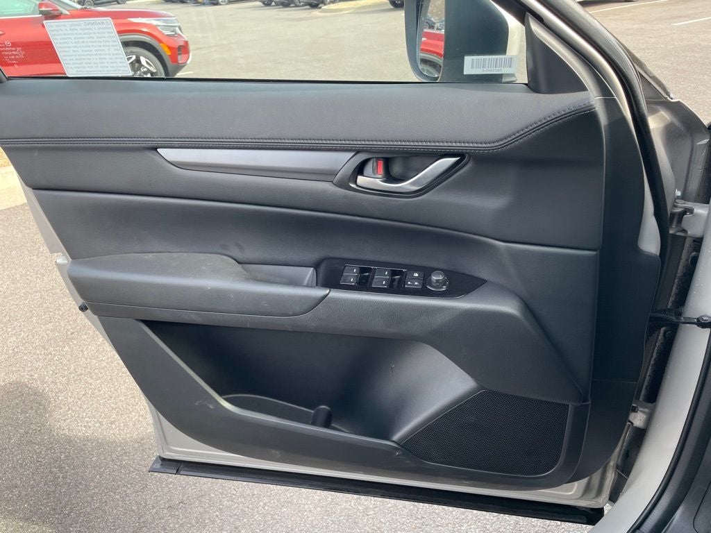 2025 Mazda Mazda CX-5 2.5 S Preferred Package MOONROOF / AWD / HEATED SEATS