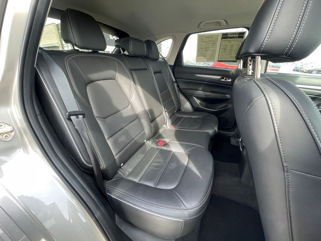 2025 Mazda Mazda CX-5 2.5 S Preferred Package MOONROOF / AWD / HEATED SEATS