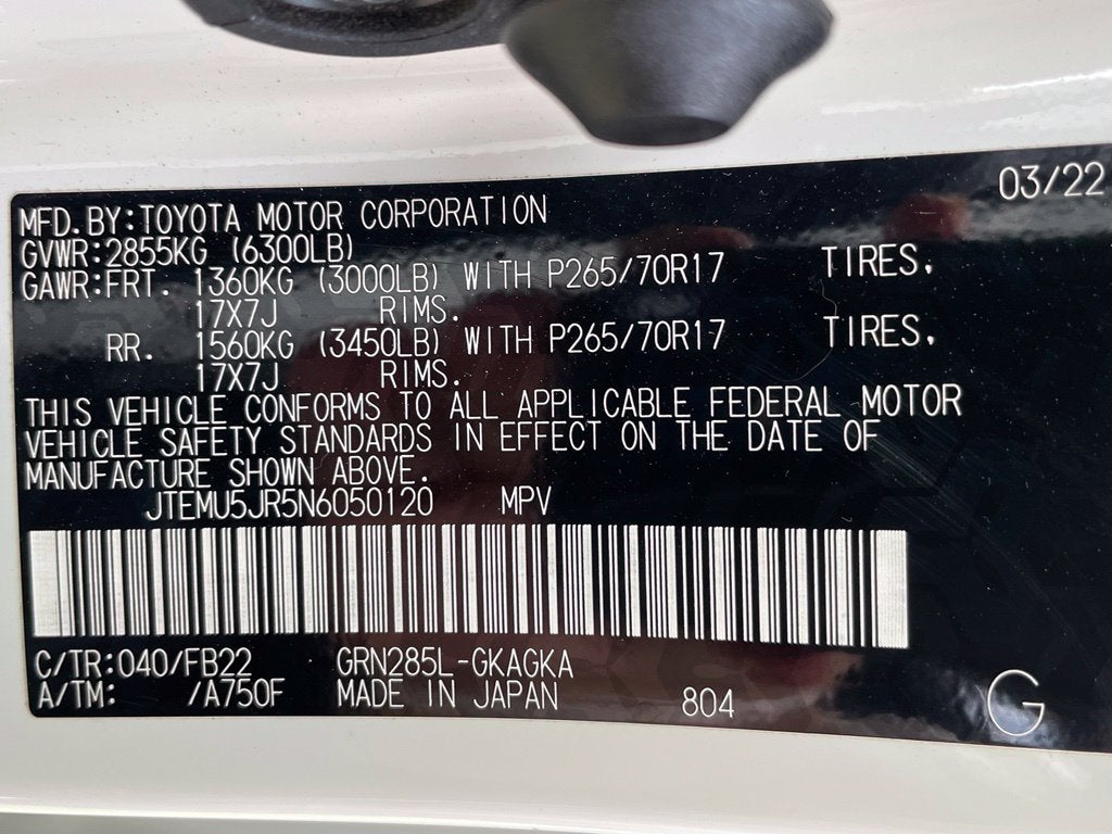 2022 Toyota 4Runner SR5 4X4 / KEYLESS ENTRY