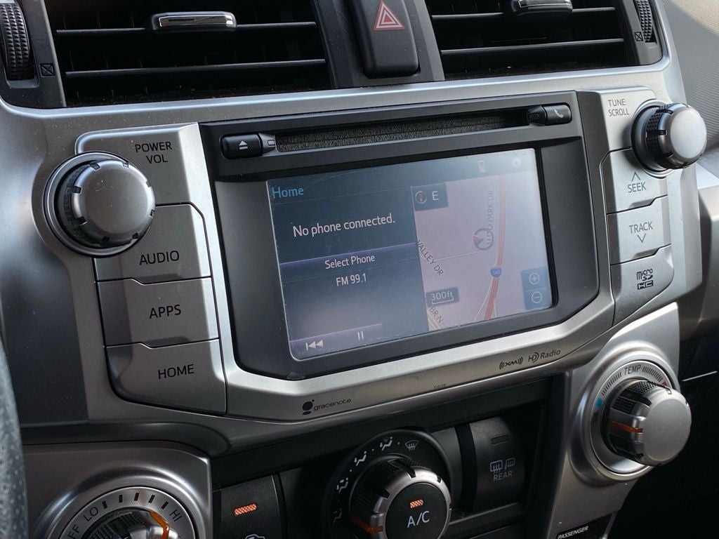 2017 Toyota 4Runner SR5 NAV / POWER DRIVERS SEAT