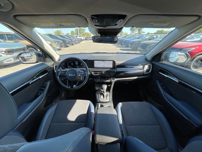 2025 Kia Seltos S ONE OWNER / HEATED SEATS / NAV