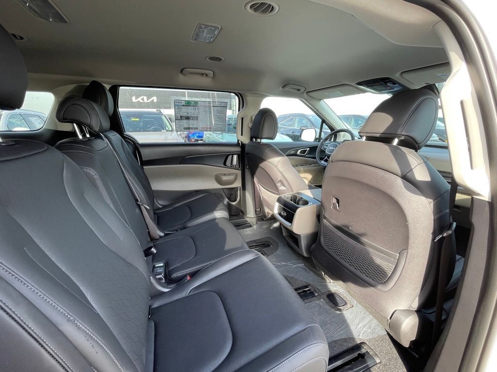 2026 Kia Carnival LXS