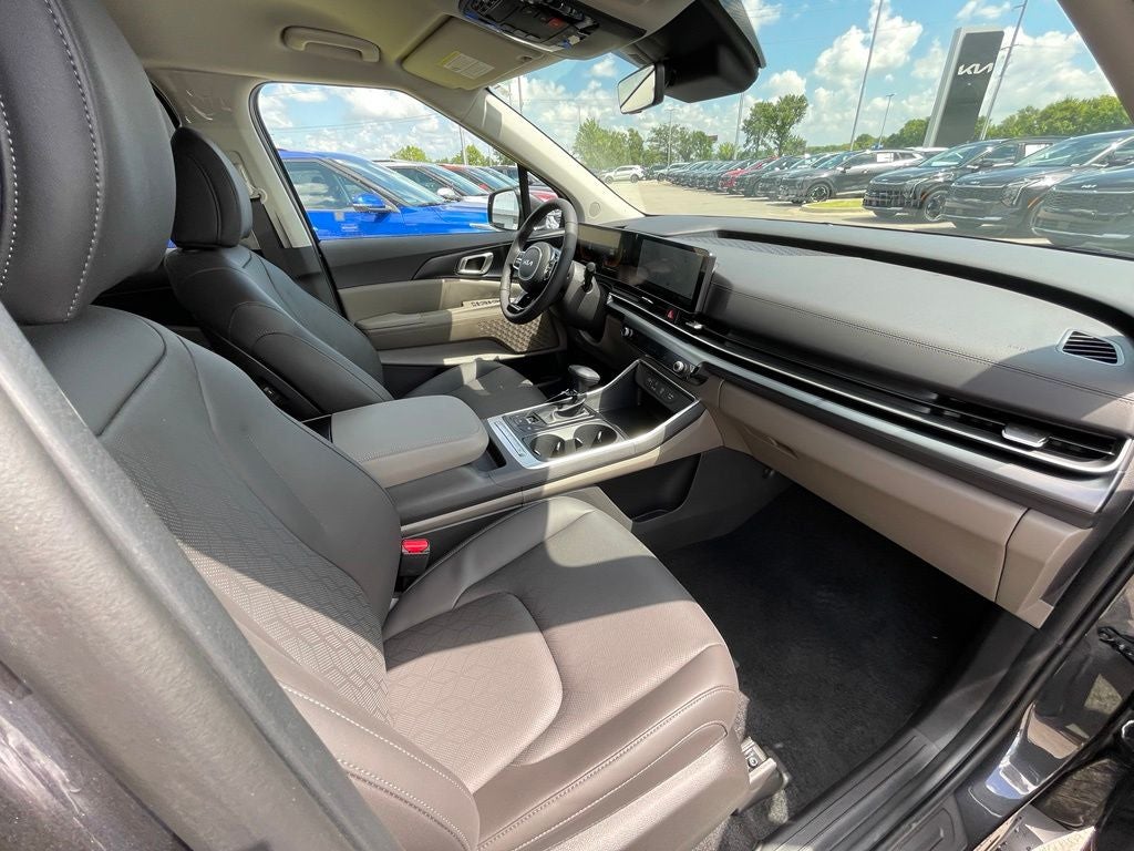 2026 Kia Carnival LXS