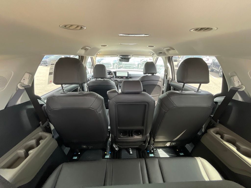2027 Kia Carnival LXS