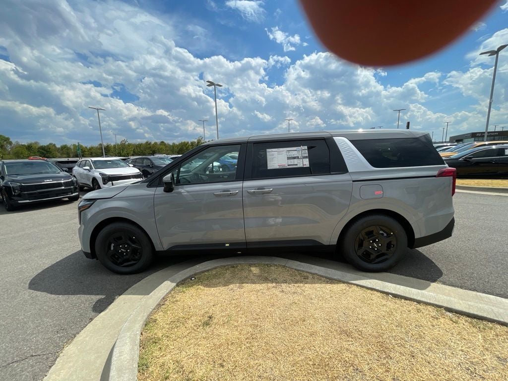 2027 Kia Carnival LXS