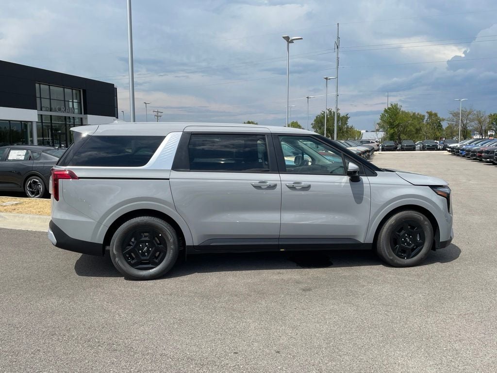2027 Kia Carnival LXS