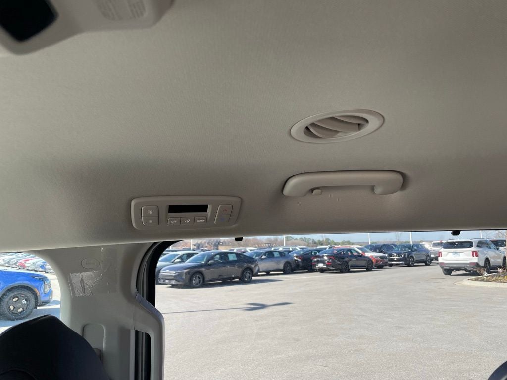 2026 Kia Carnival EX